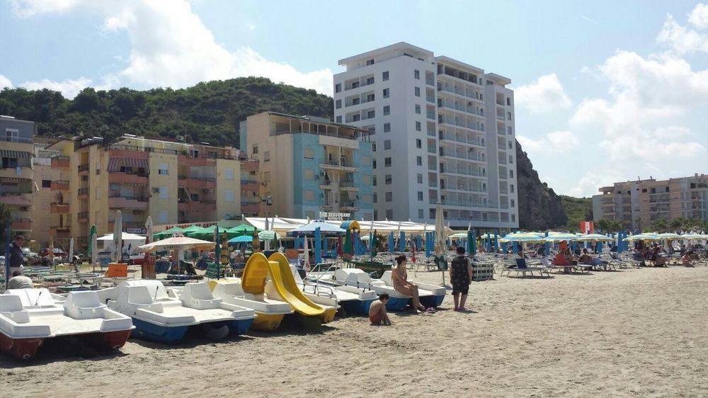 Hotel Nacional Durres Exterior photo